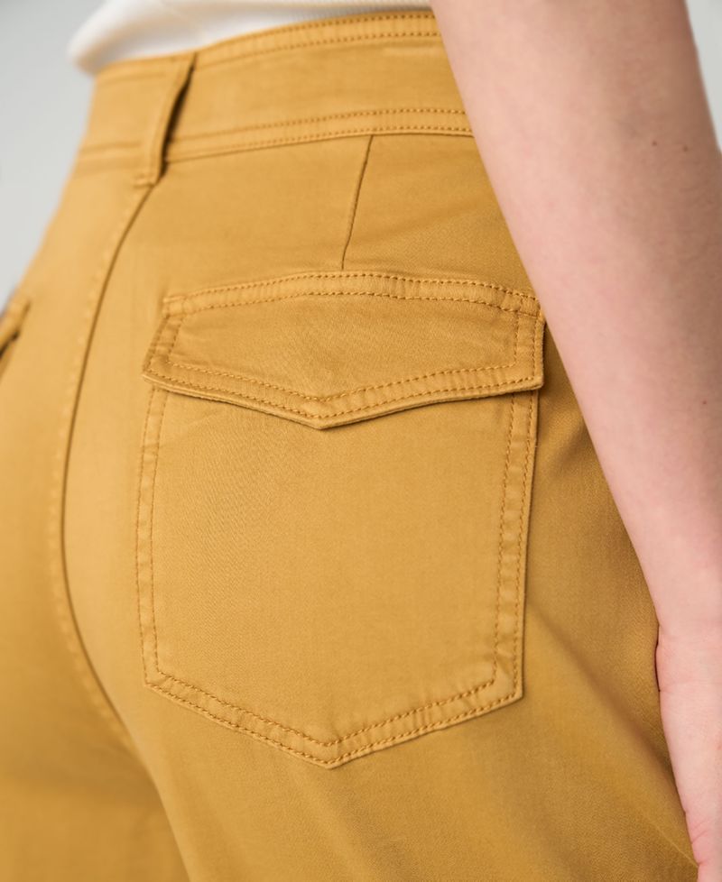 Women's High-Rise Pleated Trouser