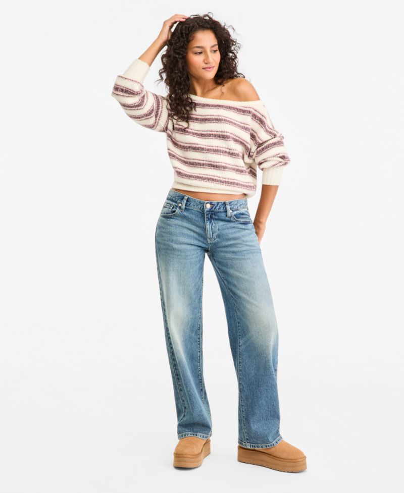 Juniors' V-Pitch Straight-Leg Jeans