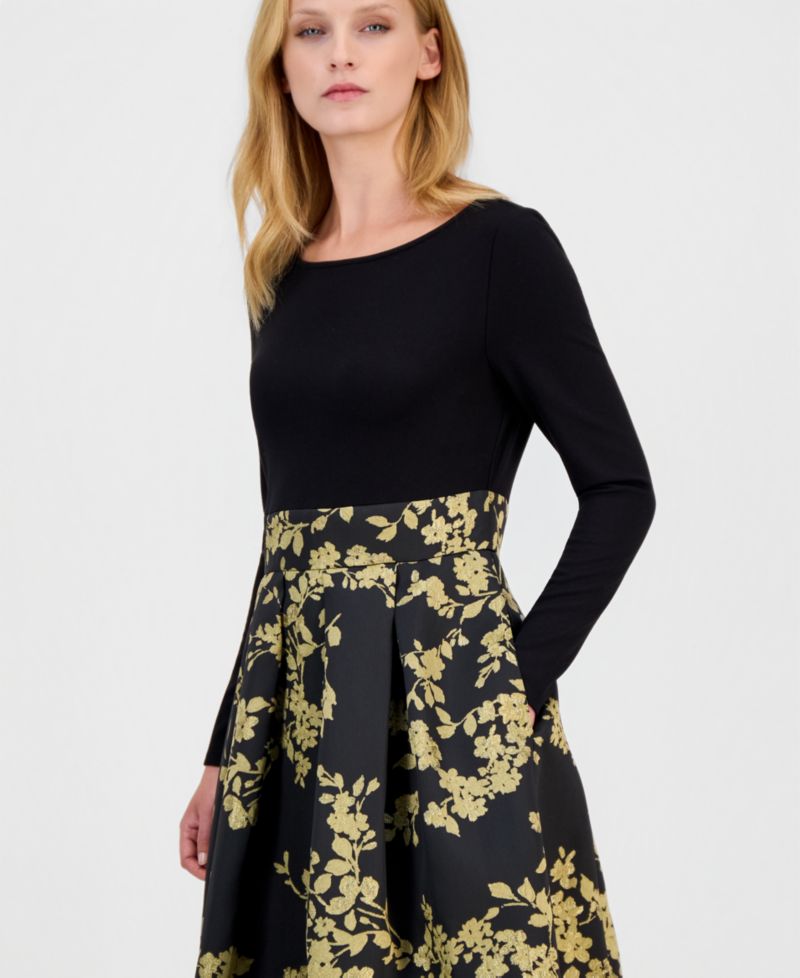 Women's Serentiy Fit & Flare Boat Neck Jacquard Dress