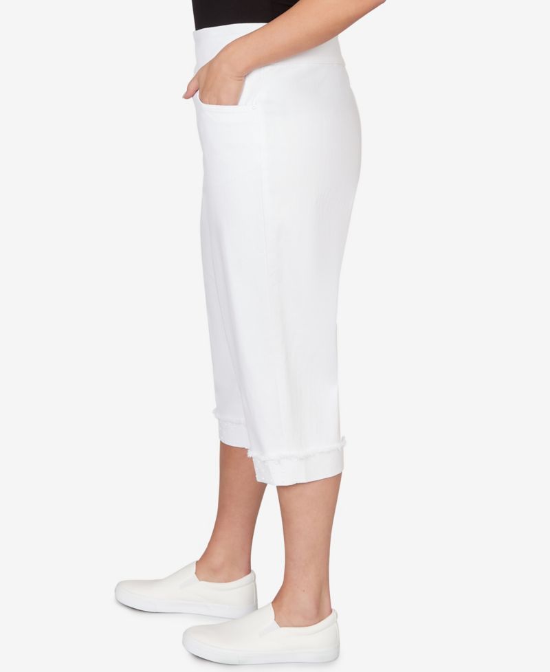 Plus Size Port Side Pearl Denim Super Stretch Capri Pants