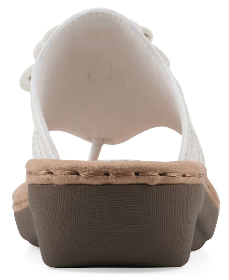 Women's Cashlyn Flower Sandals