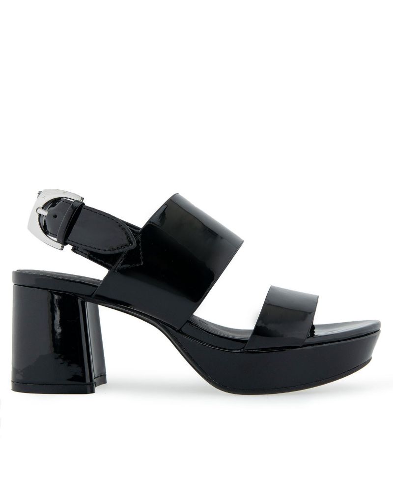 Women's Camilia Round Toe Platform Sandals