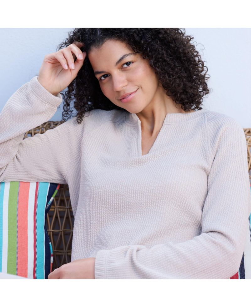 Women's Ripple Knit Long Sleeve Pullover Top