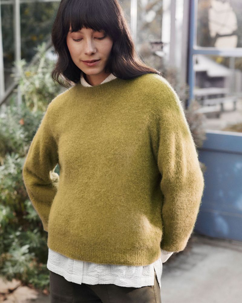 Women's Crew Neck Alpaca Sweater