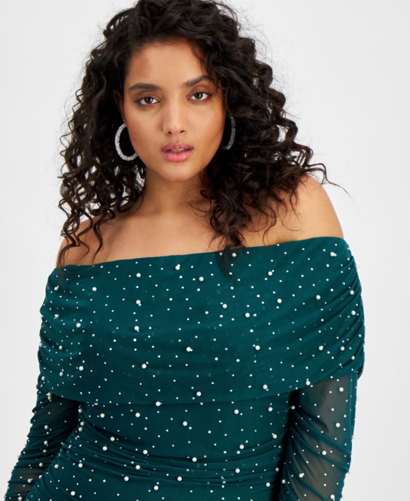 Trendy Plus Size Off-The-Shoulder Pearl Gown