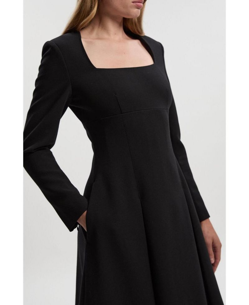 Women's Stretch Sweetheart Neck Midi Dress