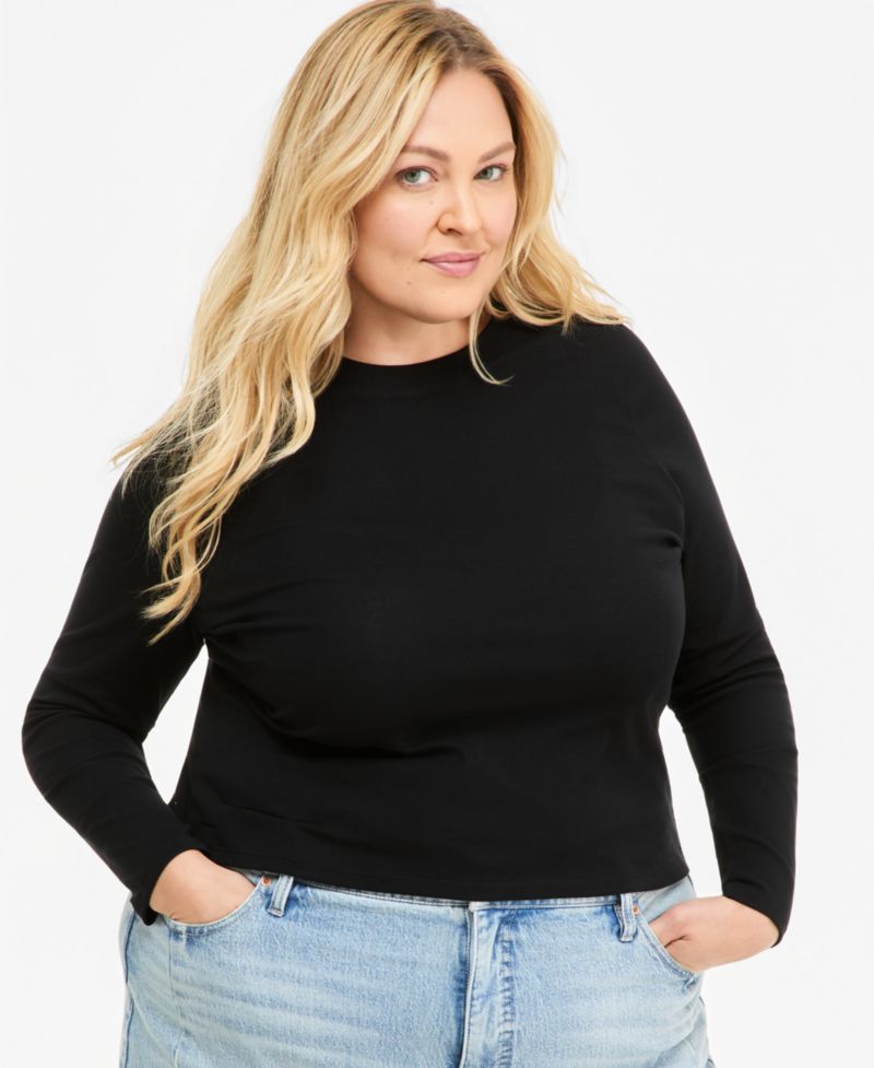 Plus Size Meet & Greet Long-Sleeve Top