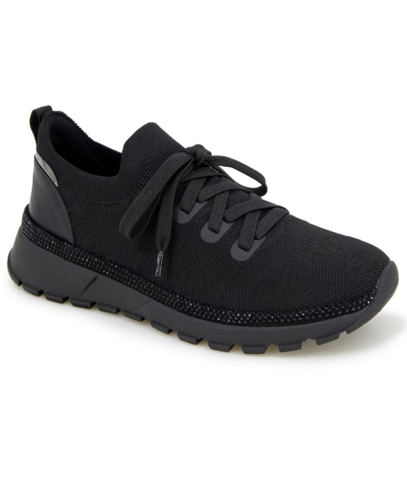 Women's Kuest Sneakers