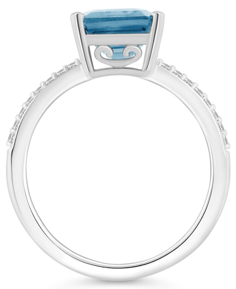 Women's Sky Blue Topaz (4-1/4 ct.t.w.) and Diamond (1/10 ct.t.w.) Ring in Sterling Silver