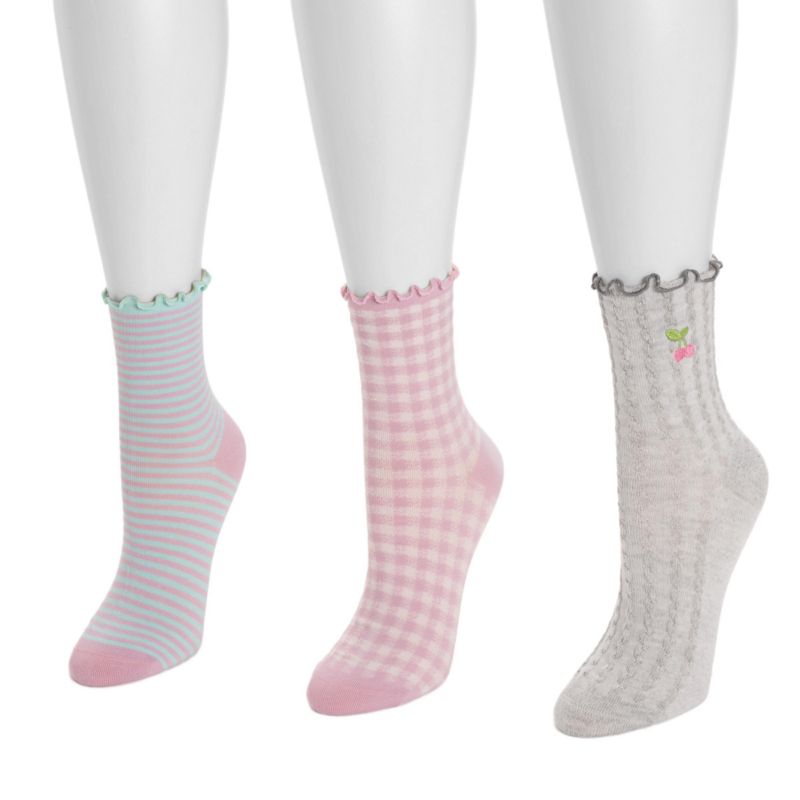 Women's Embroidered Quarter Crew Socks, 3 Pair Pack