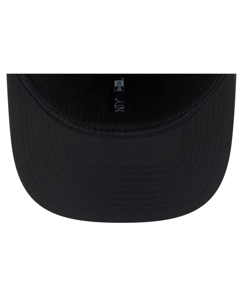 Men's Black Atlanta Falcons 2026 Sideline 9SEVENTY Adjustable Hat