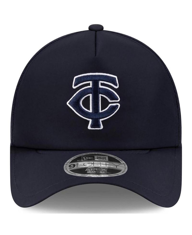 Men's Navy Minnesota Twins 2026 Batting Practice Apex 9FORTY Adjustable Trucker Hat