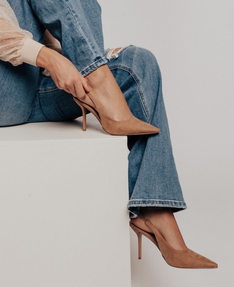 Women's Elenney Pointed Toe Slingback Pumps