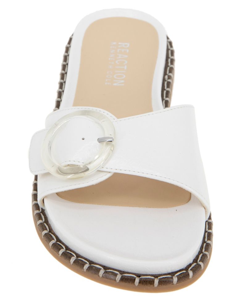 Women's Syrena Round Toe Flat Sandals
