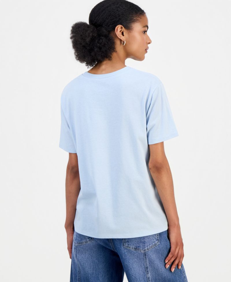 Juniors' Lilo & Stitch Graphic T-Shirt