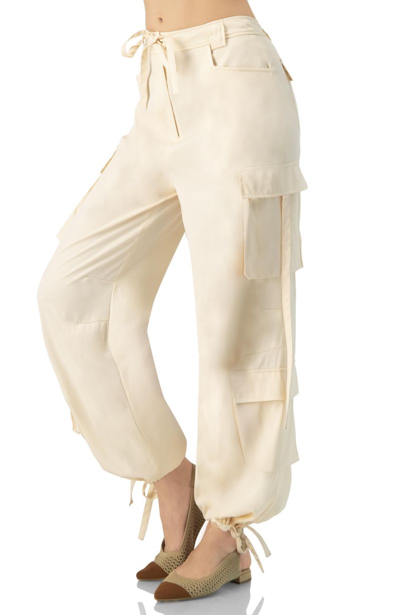 Women's Solid Cargo Pants with Straps