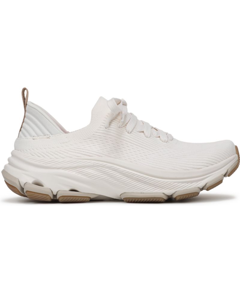 Women's Devotion Max Fuse Walking Lace-Up Sneakers