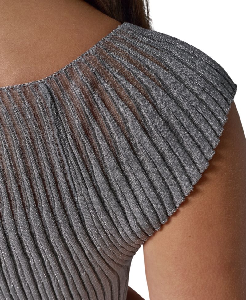 Women's Crewneck Sleeveless Ribbed Pullover Sweater