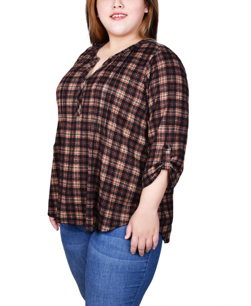 Plus Size 3/4 Roll Sleeve Top