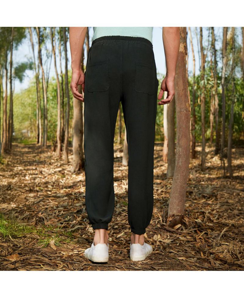 Men's Obsidian Black Solid Belted Trousers