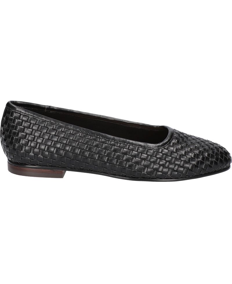 Women's Kimiko Square Toe Flats