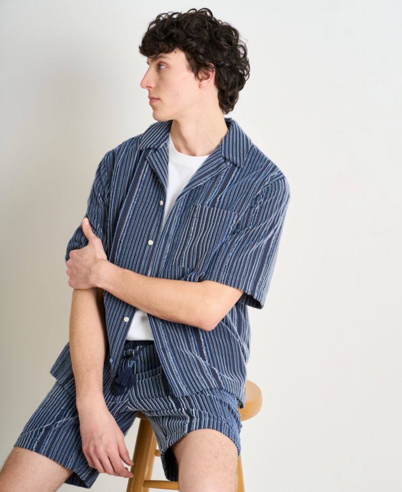 Men's Mid Rise Striped Bermuda Shorts