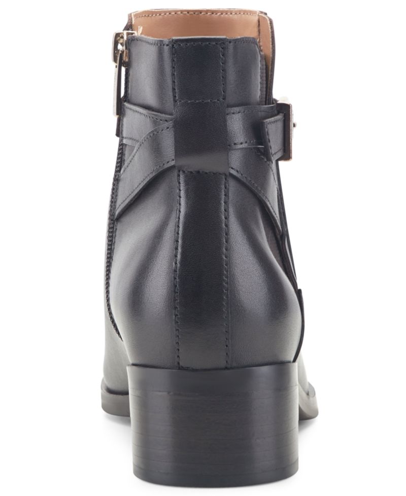 Women's Teegan Leather Side Gore Block Heel Booties