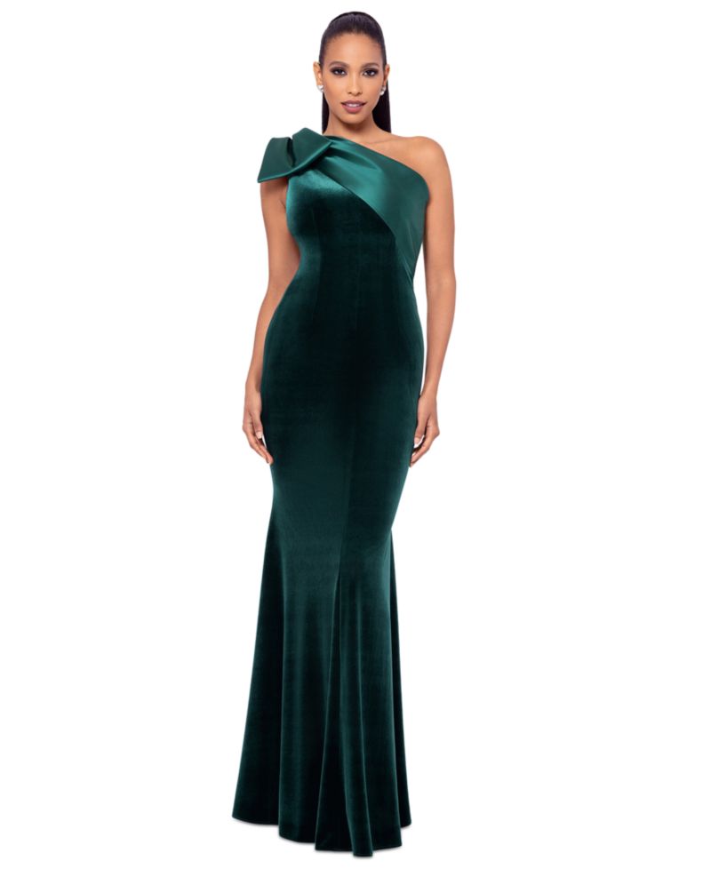 Women's One-Shoulder Velvet Gown with Bow at Shoulder