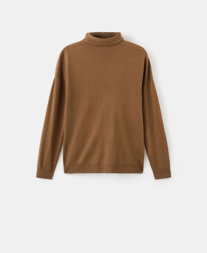 Women's Cable-Knit Turtleneck Sweater