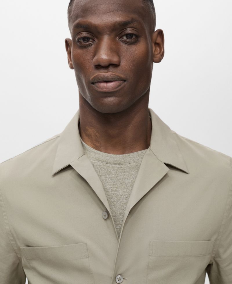 Men's Pockets and Bowling Collar Shirt