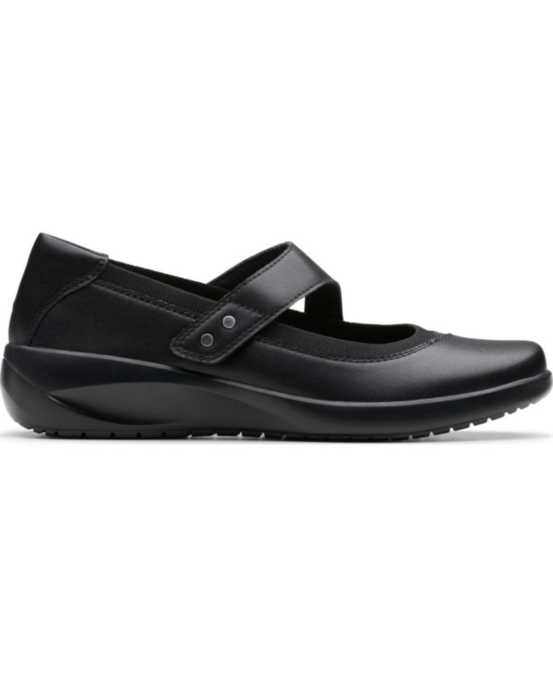 Women's Kaetlyn Jane Round Toe Flats