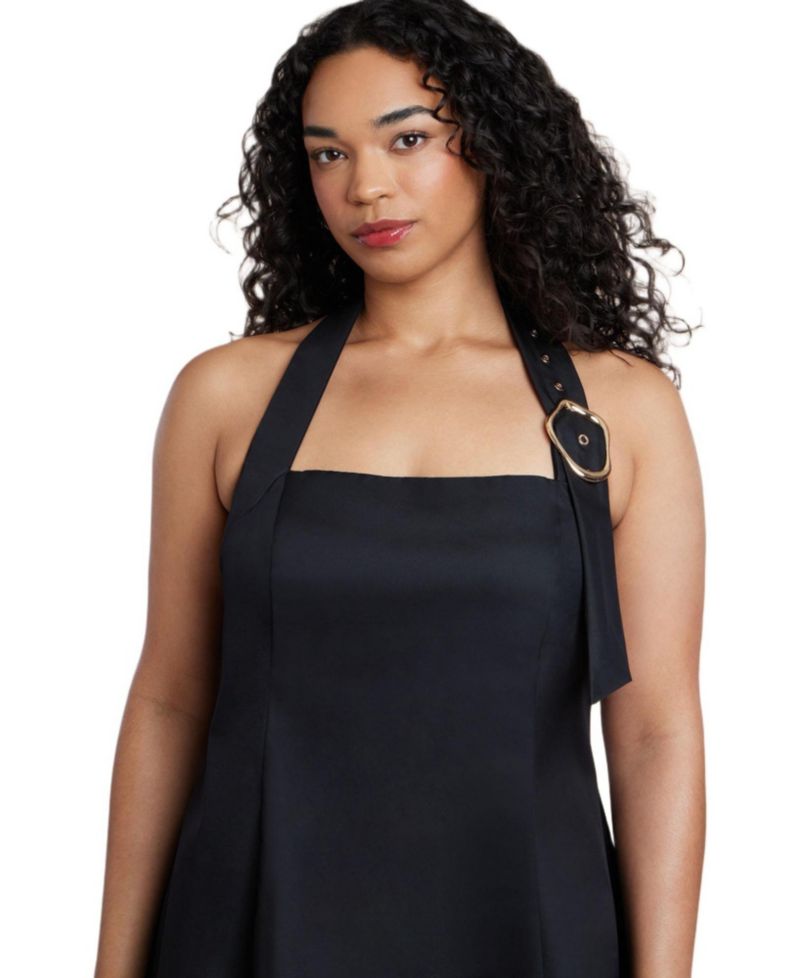Women's Plus Size Buckle Neckline Maxi Dress