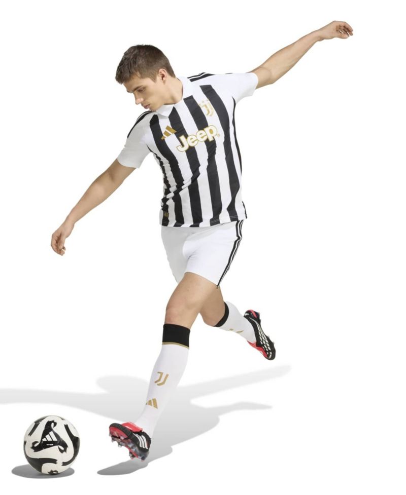 Men's White Juventus 2026/27 Home On-Field Authentic Jersey