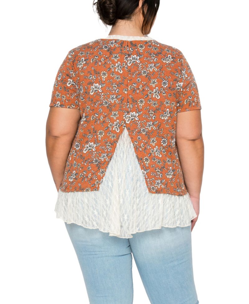 Plus Size Boho Floral Rib and Lace Pleat Back Short-Sleeve Top