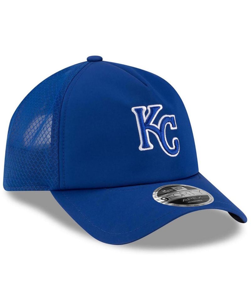 Men's Royal Kansas City Royals 2026 Batting Practice Apex 9FORTY Adjustable Trucker Hat