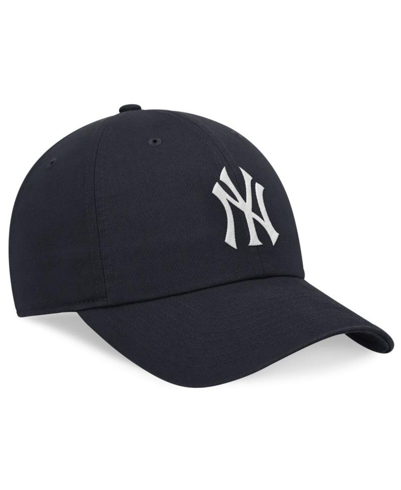 Men's Navy New York Yankees Evergreen Club Adjustable Hat