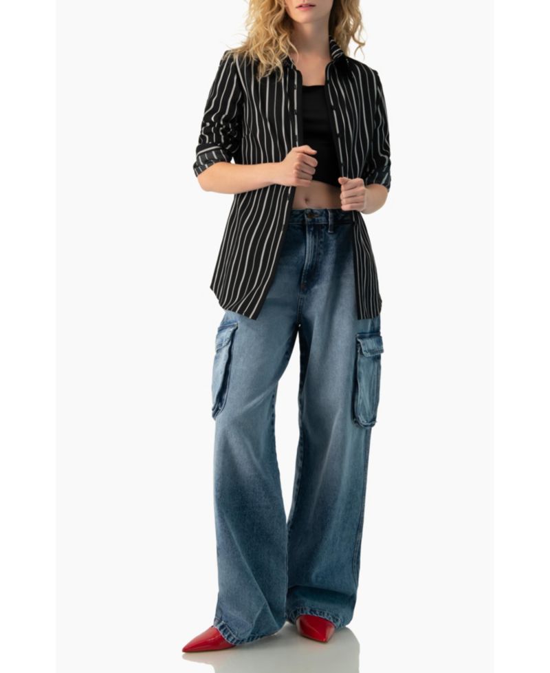 Women's Pinstripe Fitted Long-Sleeve Button-Front Shirt