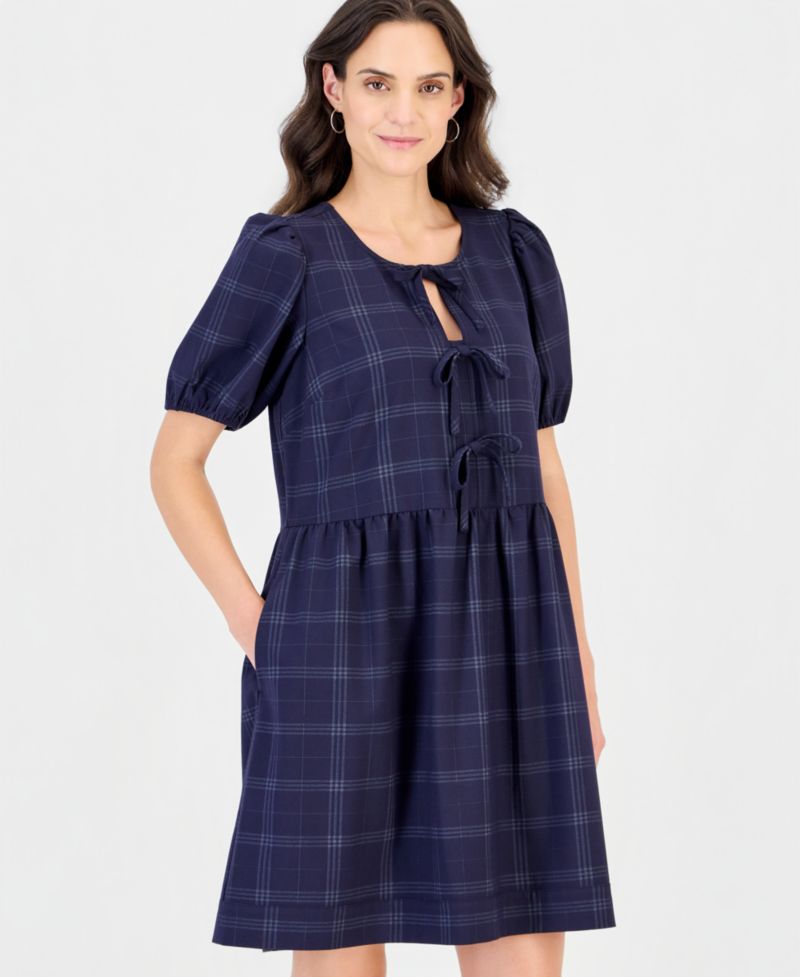 Petite Candlelight Peach Crewneck Short-Sleeve Dress with Pockets