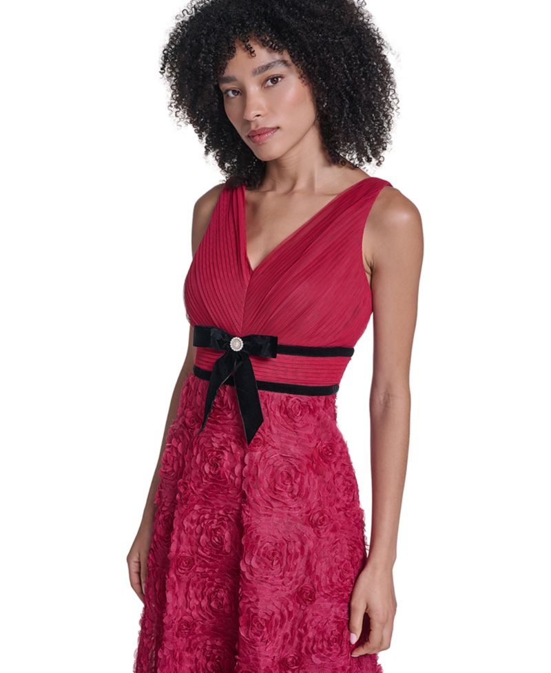Women's LD6B0013 Floral V-Neck Sleeveless Long Gown