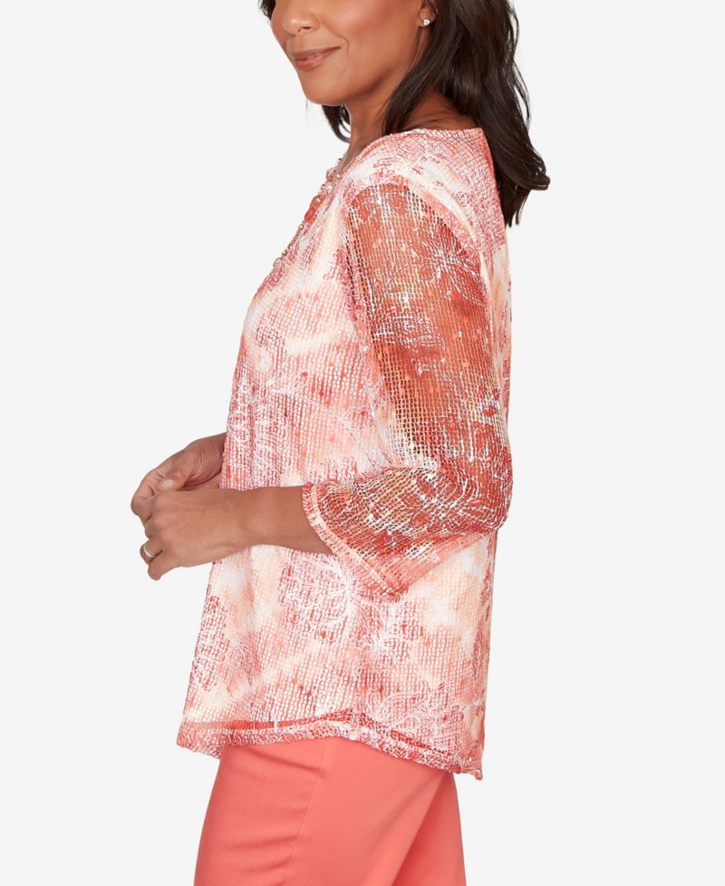 Women's Resort Living Batik Tie Dye Chevron Top