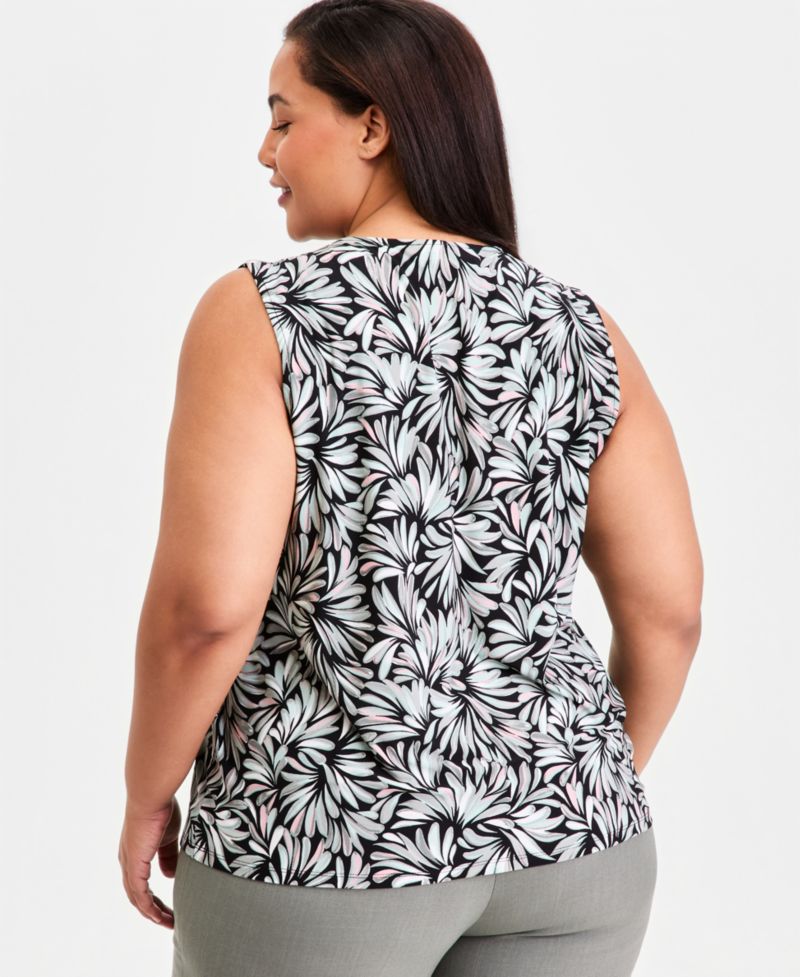 Plus Size Keyhole-Neck Sleeveless Knit Top