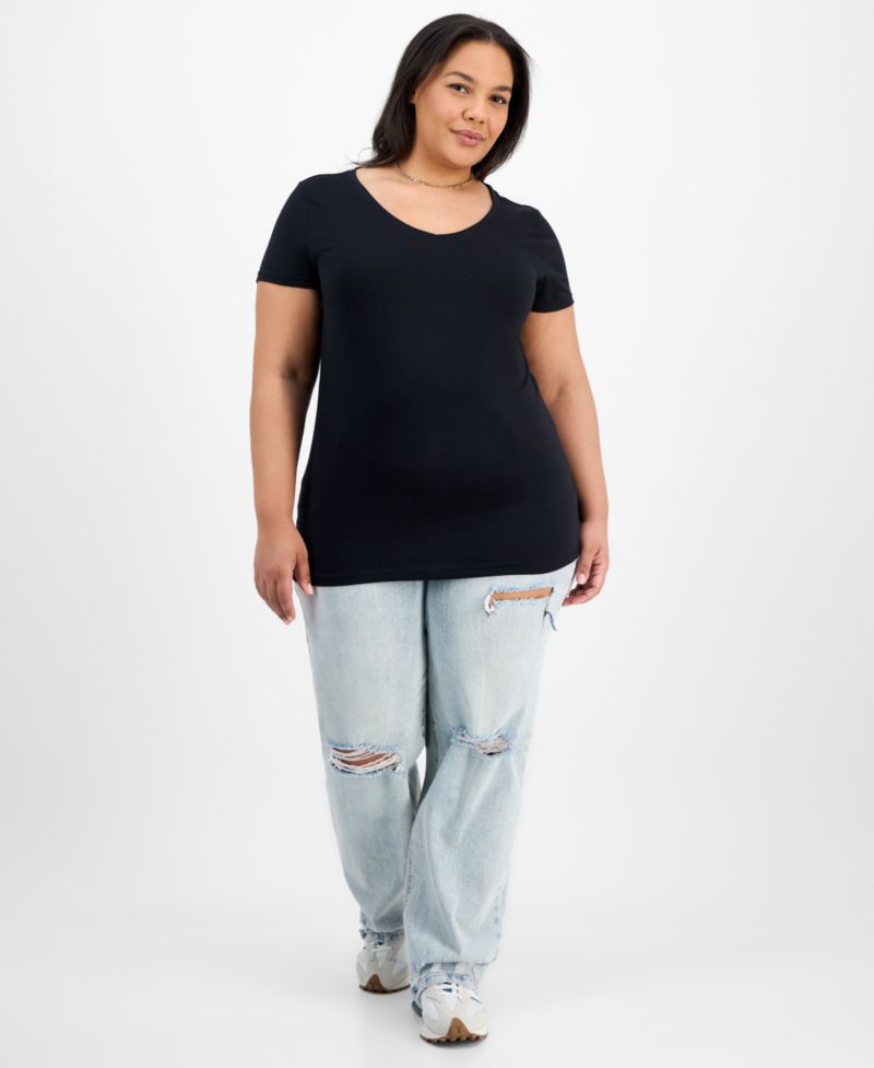 Trendy Plus Size Fitted V-Neck T-Shirt