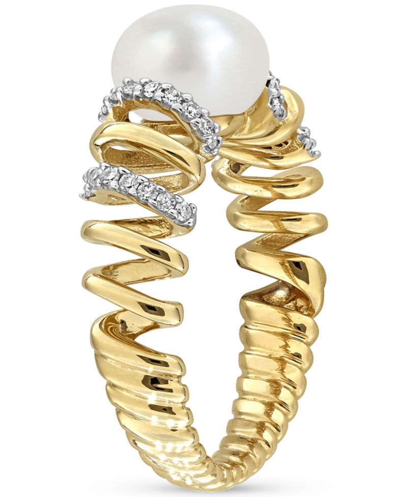 Cultured Freshwater Pearl (8-8.5mm) & Diamond (1/6 ct. t.w.) Ring in 10k Yellow Gold