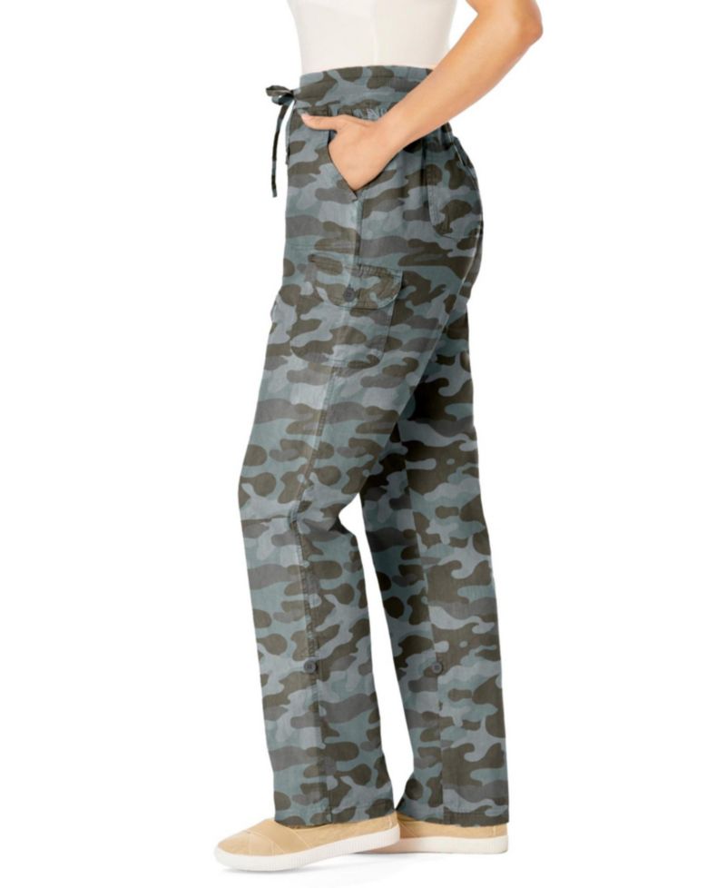 Petite Within 2-in-1 Convertible Cargo Pant to Capri