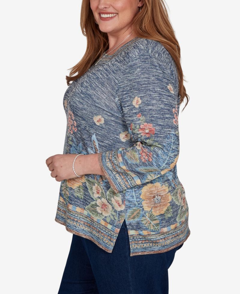 Plus Size Floral 3/4-Sleeve Square-Neck Top