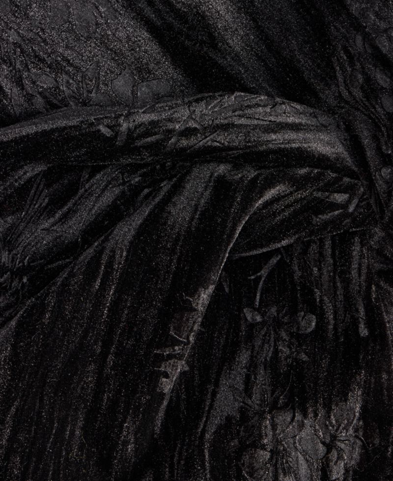 Velvet Jacquard Pull Through Scarf