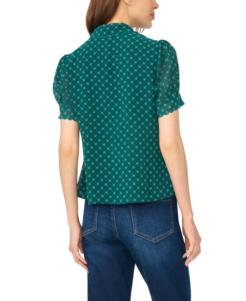 Women's Scallop-Trim Point-Collar Short-Sleeve Button-Up Top