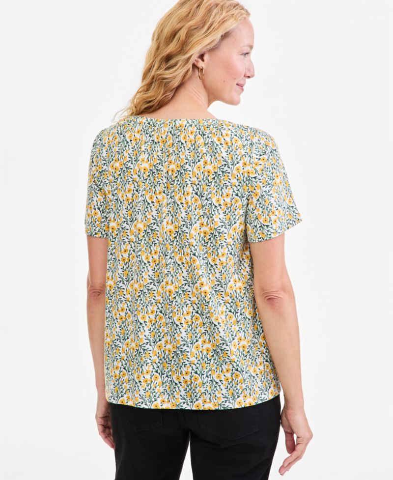 Petite Printed Split-Neck Flutter Sleeve Top