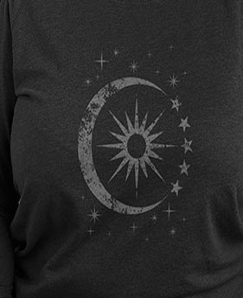 Plus Size Trendy Stars Moon Graphic Pullover Top