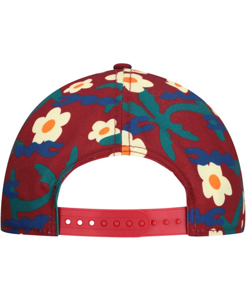 Men's Crimson Chicago Bulls Vacation Floral Golfer Snapback Hat